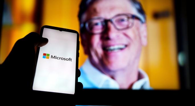 Bill Gates comparte su opinión sobre la inteligencia artificial