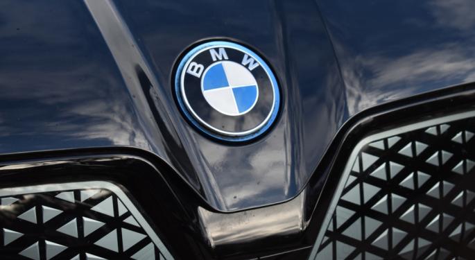 BMW asegura que sus baterías superan a las de Tesla. ¿Estarán en lo cierto?