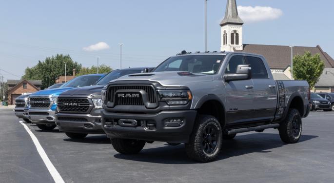 Il piano di Stellantis per superare Ford nei pickup EV