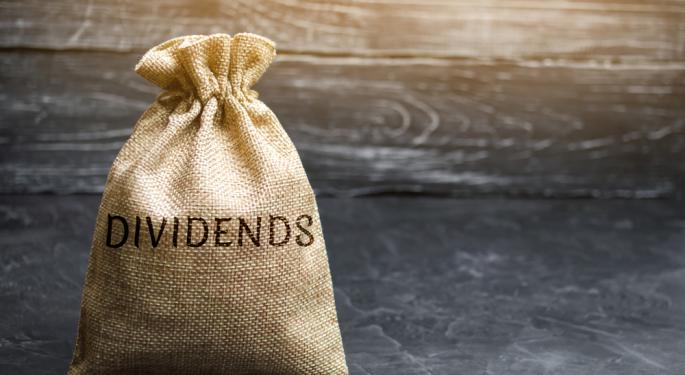 Looking For Passive Income? This Dividend Portfolio Will Pay You Monthly