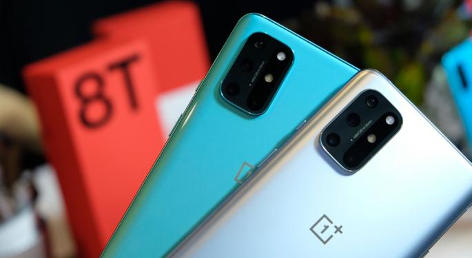 OnePlus Is Bringing Apple's Dynamic Island To Its Phones With The OxygenOS 14 Update, But There's A Catch