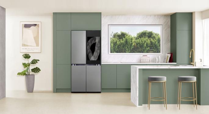 Now Samsung's New Smart Fridge Can Tell You What To Cook For Dinner