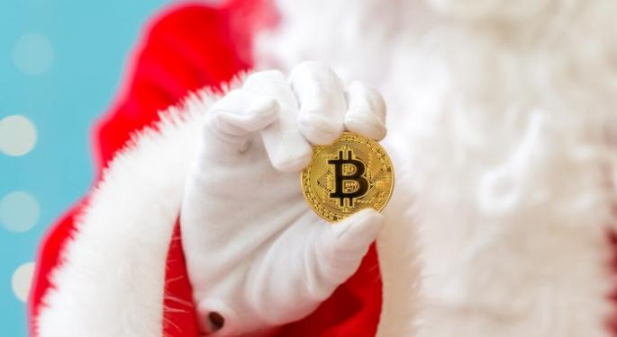Bitcoin, Ethereum, Dogecoin Rise After Dovish Remarks From Fed's Waller: Analyst Says 'Santa Claus Rally' May Push BTC Beyond $40K