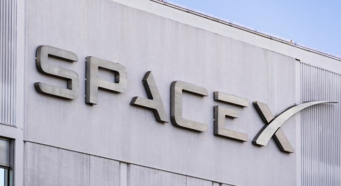 SpaceX, de Elon Musk lanzará un satélite para mejorar la cobertura de red