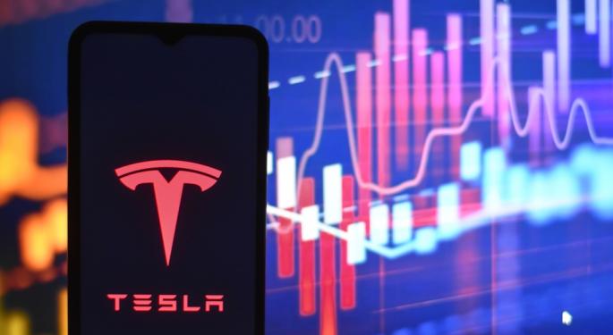 Tesla Analyst Lifts Price Target Ahead Of Q2 But Warns Factors That Dragged Stock By 65% Have Not Gone Away