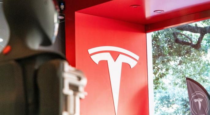 L’analista Tesla e i 4 punti per invertire il corso delle azioni