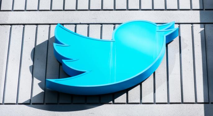Elon Musk's Twitter 2.0: From 'Free Speech' Promise to Hotbed of Hate - Aussie Watchdog Sends Notice!