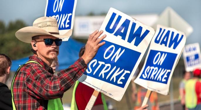 Tensions Escalate In UAW Strike As Automakers Allege Violence And Misrepresentation