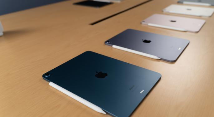 Deal Alert: Get The iPad Air With M1 Chip At A $180 Discount