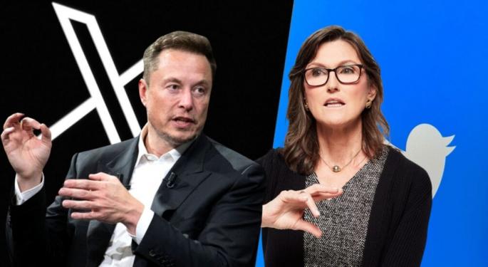 Elon Musk Tells Cathie Wood Legacy Media Declining, Doing What They Can For Clicks: 'Can't Entirely Blame Them'