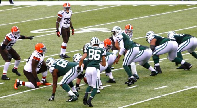 NFL 2023 Preseason Kicks Off With Browns Vs. Jets: How Much a $100 Bet On Spread, Over/Under Could Win You