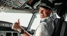 American Airlines asegura un acuerdo con aumento salarial para pilotos