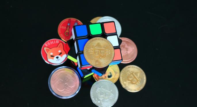 'Crypto Assets Are Grotesquely Overvalued:' This Ethereum Fan Calls The Market An 'Unhinged Casino'