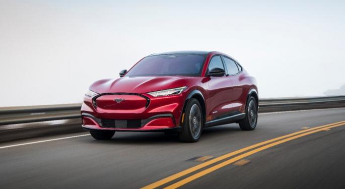 Ford's Driver Assistance Was Being Used During Fatal Texas Accidents, Probe Reveals