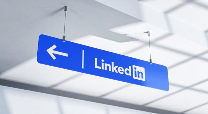 LinkedIn's 'Open To Work' Banner Is 'Biggest Red Flag' When It Comes To Landing A Job, Says Former Google Recruiter