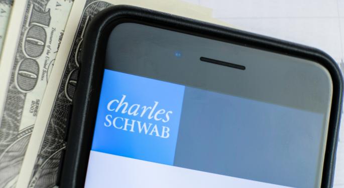 Charles Schwab Positions For 'More Robust EPS Growth': Analysts Weigh In On Q1 Results