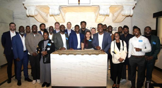 EXCLUSIVE: NFL Athletes Rewrite The Playbook On Money Management — 'Players Doing Great Things And Establishing Generational Wealth'