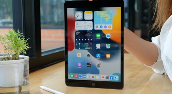 At Last! Apple To Finally Introduce Calculator App For iPad After 14 Years: Report