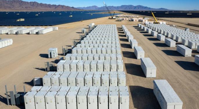 Golden State Goes Green: California's Battery Storage Outshines Gas, Renewables For First Time As Tesla CEO Musk Lauds 'Major Milestone'