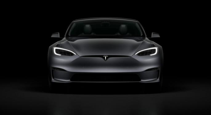 Billionaire Ron Baron Calls The Bottom In Tesla Stock, Says Shares Will 'Go Up Huge' From Here: 'It's Like A Rubber Band'