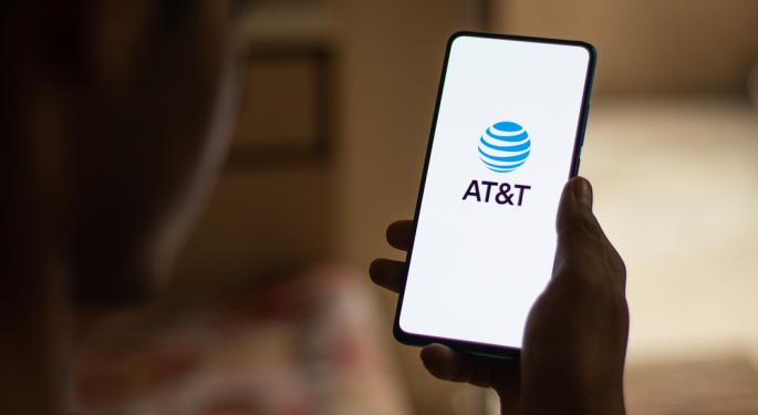 AT&T Makes Strong Start To The Year: Analysts Dial Into Q1 Results