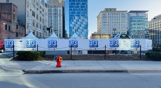 Marijuana At The NFL Draft: JARS Cannabis Co-Hosts 2-Day '313 Draft Party' For Sports Fans And Weed Enthusiasts