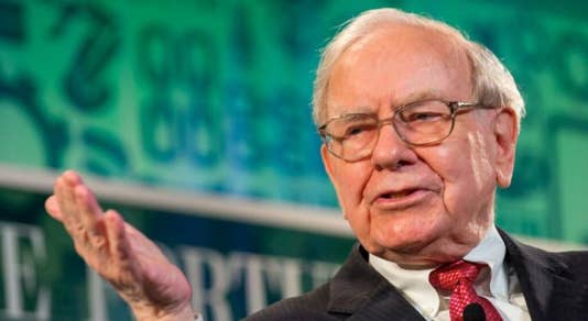 Warren Buffett intentó convencer a Bill Gates de pagar 370M$ por un anillo