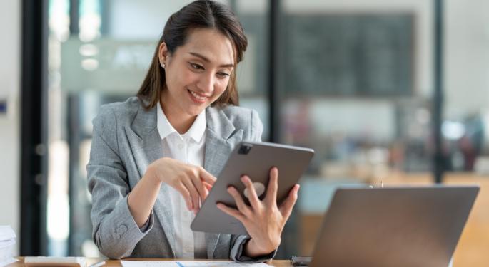 Apple's New M4 iPads: 'More Powerful Than Any AI PC' Today, Set To Boost Sales