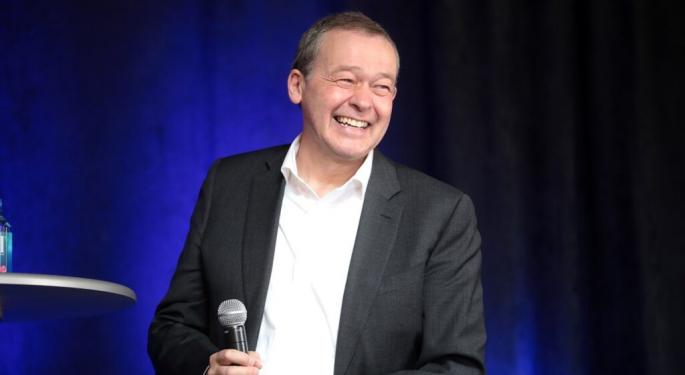 Lucid Dedicated To EV Efficiency Even As It Races To Make Cheaper, High-Volume Models To Trim Losses: CEO Peter Rawlinson