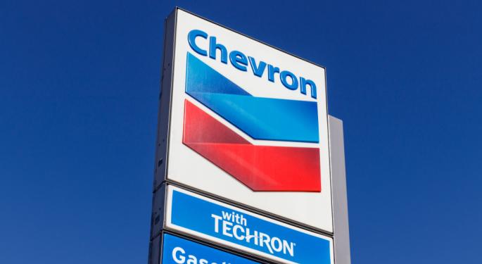 Chuck Schumer Says Trump Might Be 'Hosting Dinners For Big Oil Execs' But FTC Should Side With Consumers On $53B Chevron-Hess Merger