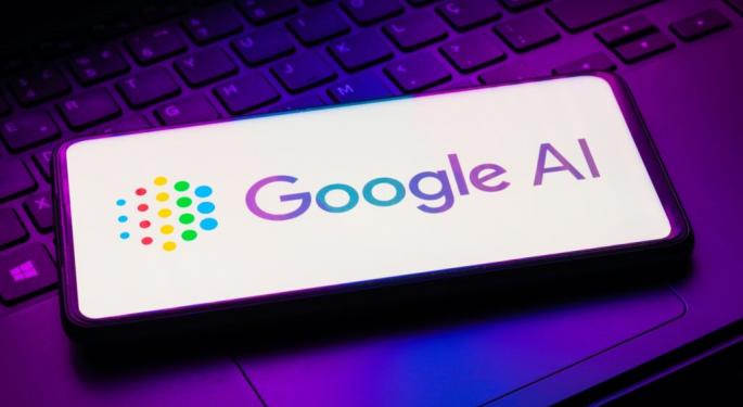 Google Advances AI Integration, While Apple May Partner with OpenAI to Enhance Siri, Analysts Say