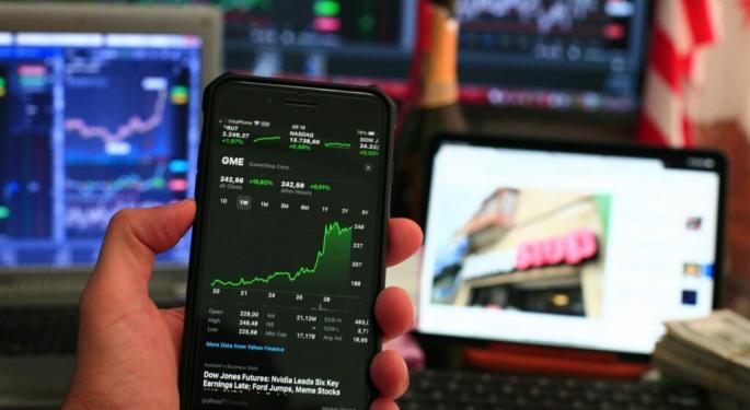 GameStop, AMC Entertainment Shares Spike Monday Afternoon: What's Going On?