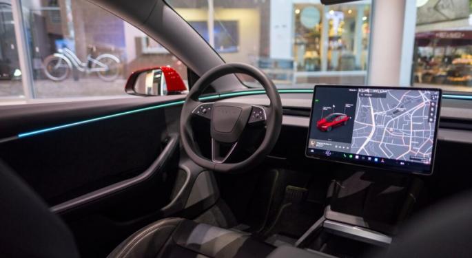 Tesla Breaks Silence On Vehicle Safety Data After A Year: Autopilot Boasts Lower Accident Risk Vs Manual Driving