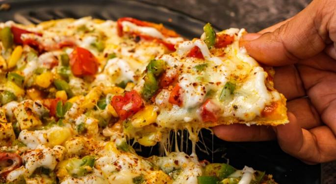 Google AI Search Tells Woman To Use Glue On Pizza To Keep Cheese In Place, And She Did: Here's What Happened Next