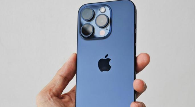 Apple Officially Confirms This Is How Long It Will Support iPhones For, And Surprisingly It's Less Than Samsung And Google