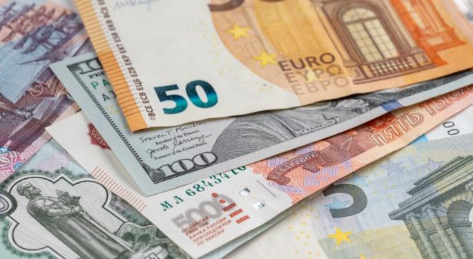 Moscow Exchange Stops Trading In US Dollars, Euros After US Imposes Sanctions