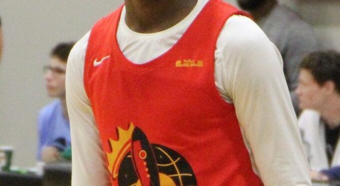 LeBron James Teases New Beats Pill That Could Hit The Stores On June 25: 'Oh, We Gotta Turn This Up!'