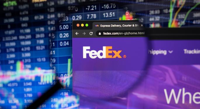 FedEx Q4 Earnings Preview: Share Buyback, Job Cuts, Eight Straight Revenue Misses Among Items To Watch