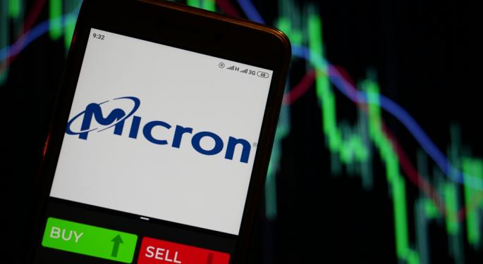 Micron Q3 Earnings Preview: AI In Focus, Analyst Says 'Only Positive News ... For Some Time To Come'