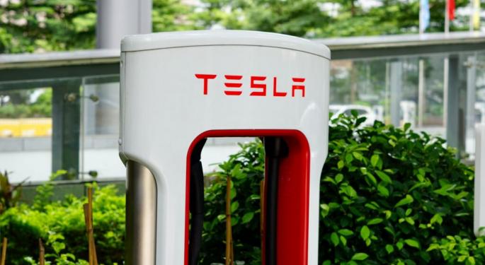 Tesla Charger Blamed For House Fire By NFL Player's Wife: 'Lucky To Be Alive'