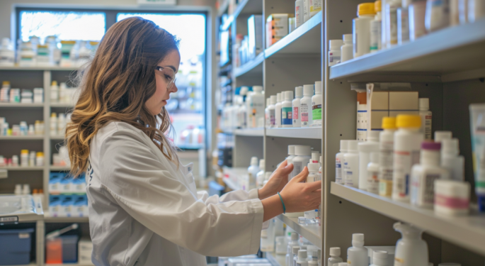 CVS, Rite Aid, Walgreens Hit Hard By Online Pharmacy Trend