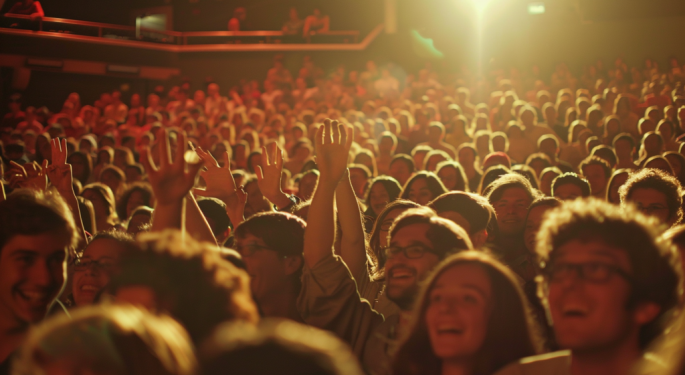 Movie Theater Analyst Sizes Up AMC, Cinemark And More, Predicts 'Box Office Rebound In 2025'