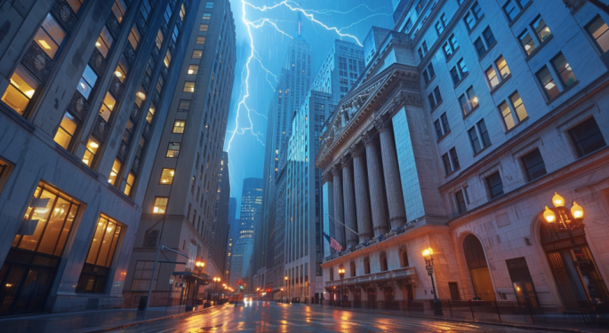 Nasdaq, S&P 500 Futures Plunge After Trump's Comments And ASML's Weak Forecast Deepens Tech Sell-Off: AI Narrative May Be Priced In, Says Analyst