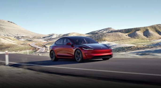 Tesla Hikes Prices By $2,000 On Model S, X Variants In The US: Here Are The New Prices