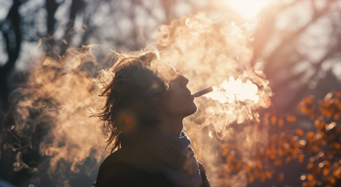 FDA Approves Tobacco-Flavored Vuse Alto E-Cigarettes: Details