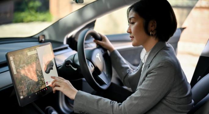 Tesla FSD To Allow Users To Wear Sunglasses Starting With Version 12.5, Elon Musk Tells Quake Video Game Developer: 'Tesla Has Done So Much...'