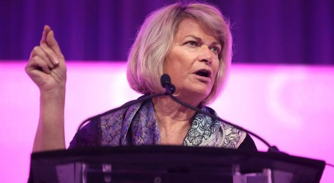 Senator Cynthia Lummis Slams Biden Administration's 'Dangerous Scheme' To Impose 30% Tax On Bitcoin Mining, Call It 'Blatant Attack' On American Excellence