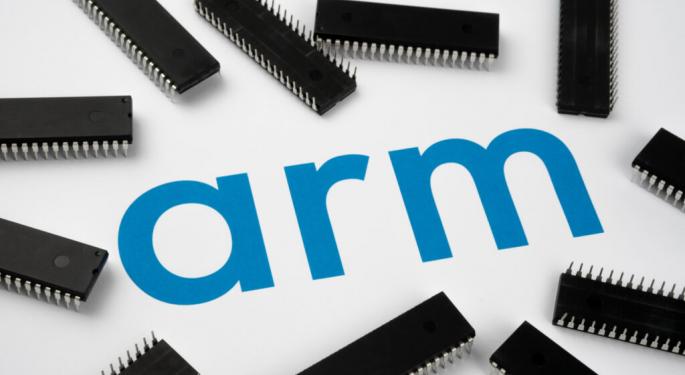 Arm Holdings Slumps Despite Q1 Beat: What's Driving Chipmaker's Stock Lower