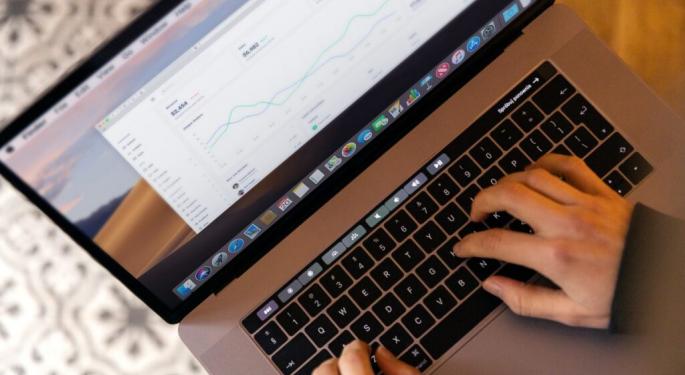 Upwork Q2 Earnings: Revenue Beat, EPS Miss, Free Cash Flow Growth, AI-Related Work Surges