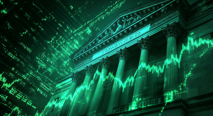 Russell 2000 Surpasses 50-Day Average As Traders Anticipate Fed Cuts: Small Caps Post Double-Digit Q2 Earnings Growth